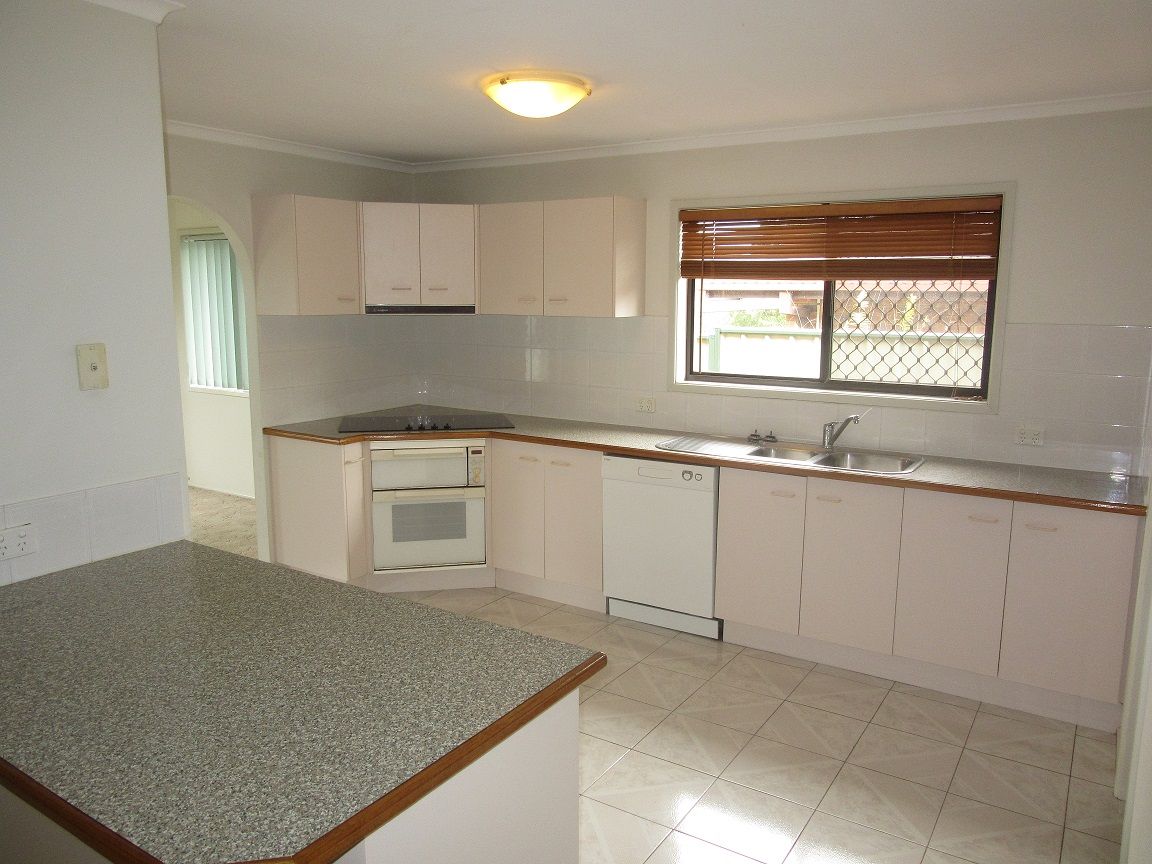 3 Calanda Street, WISHART, QLD 4122