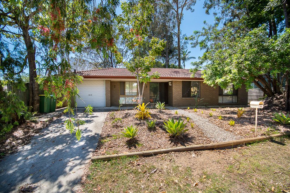 11 Saint Quentin Road, Petrie QLD 4502