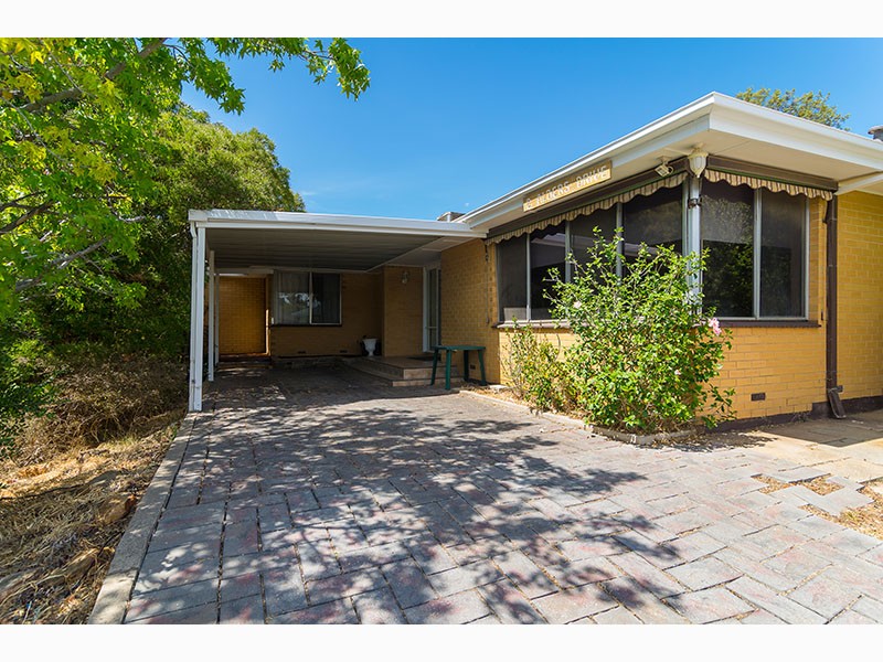 2 Alders Drive, Happy Valley, SA 5159