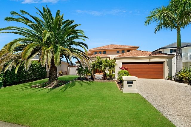 2559 Cressbrook Drive, Hope Island QLD 4212