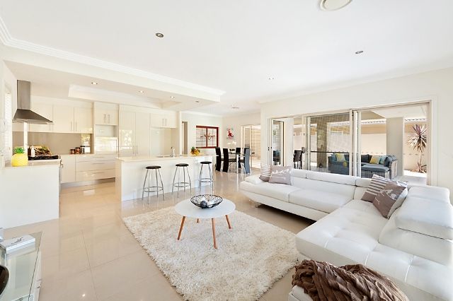 2559 Cressbrook Drive, Hope Island, QLD 4212