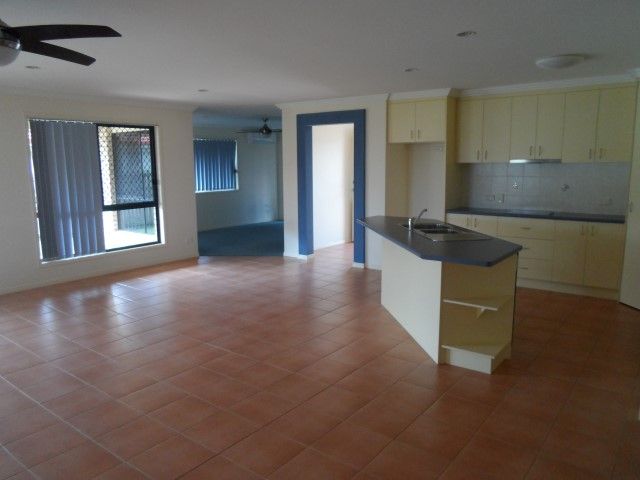 3 CROMDALE CCRT, Kawungan, QLD 4655