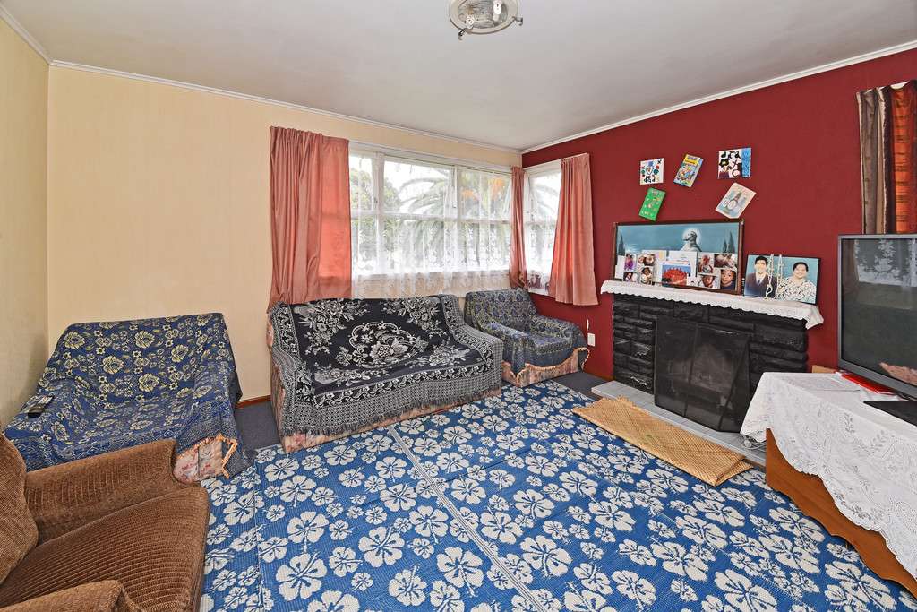 14 Clutha Crescent photo 1