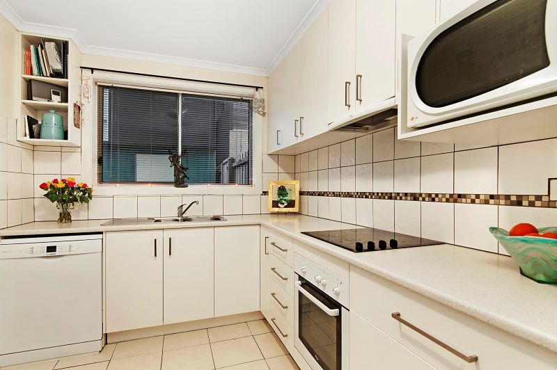 2/10 James Street, Mordialloc VIC 3195