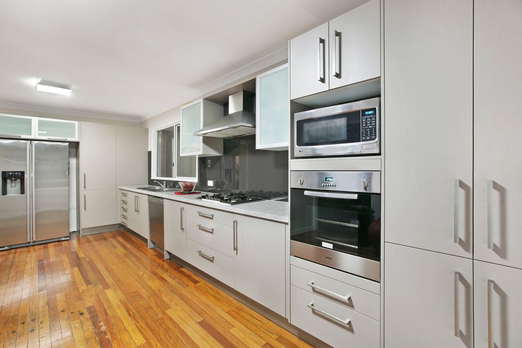 6 Cluden Street, Holland Park West, QLD 4121
