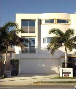 105A Albatross Avenue, Mermaid Beach, QLD 4218