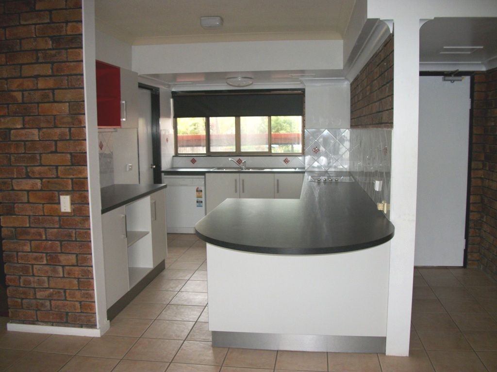 9/10 Kerr Street, Meikleville Hill, QLD 4703