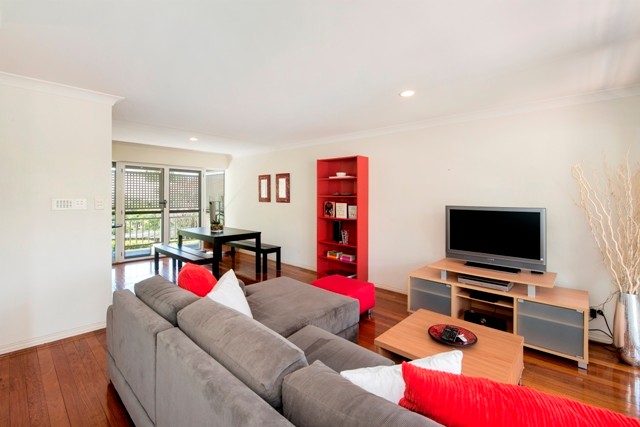 2/7 Miles Street, Hawthorne, QLD 4171