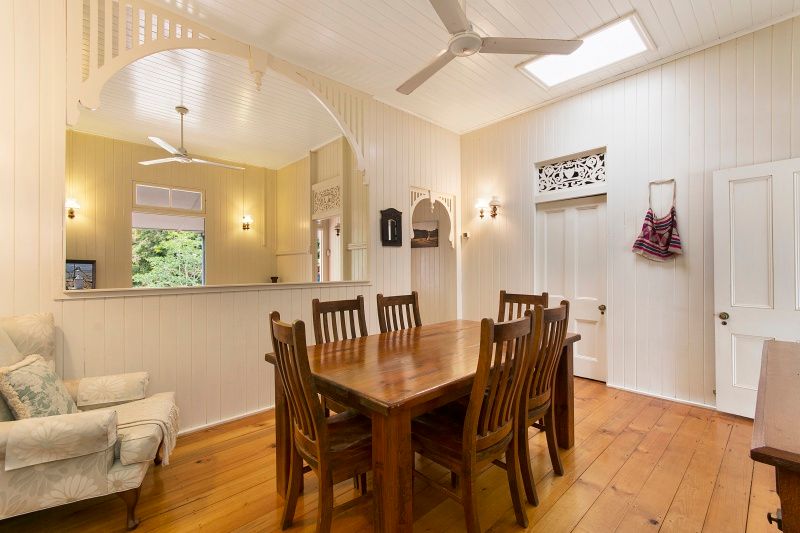 11 Dana Close, Glass House Mountains, QLD 4518