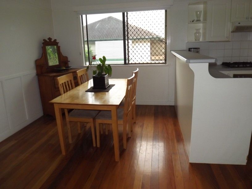 6 Handcroft Street, WAVELL HEIGHTS, QLD 4012