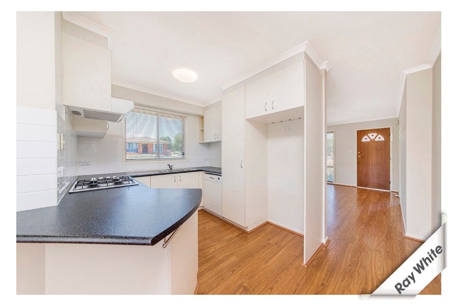 13 Bedourie Street, Dunlop, ACT 2615