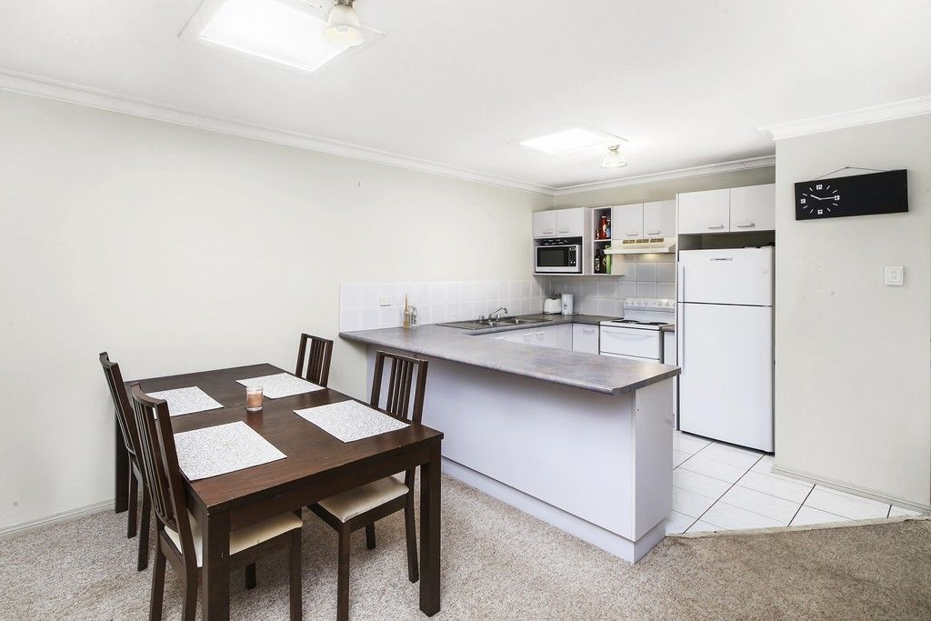61 Woodbury Park Drive