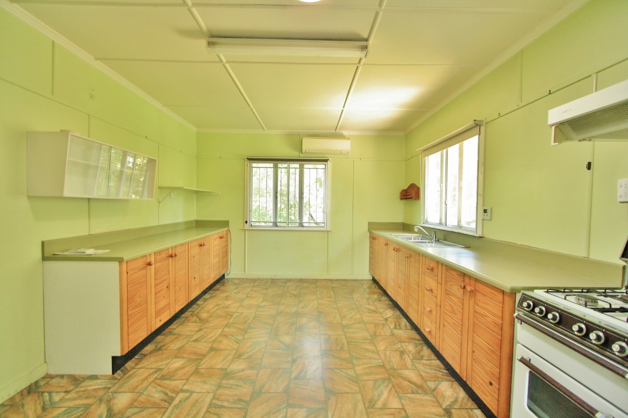 8 Gladstone Street, Coorparoo, QLD 4151