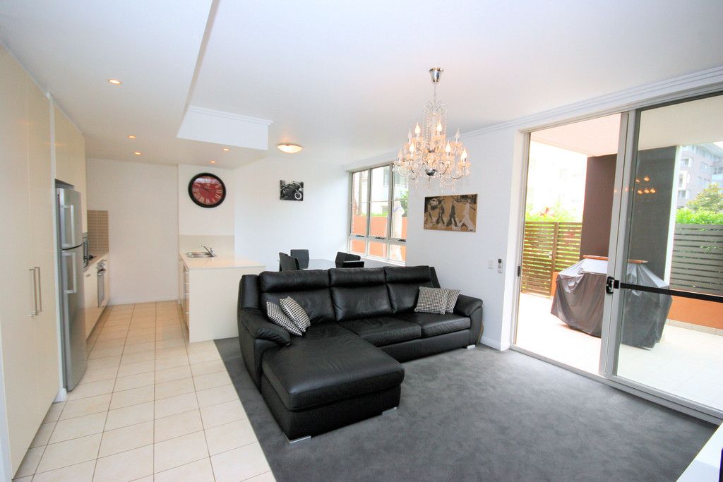 33 Hill Road, Wentworth Point, NSW 2127