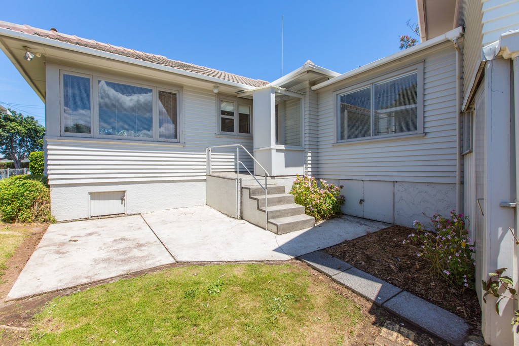 7 Rimu Road, Mangere Bridge, Manukau City