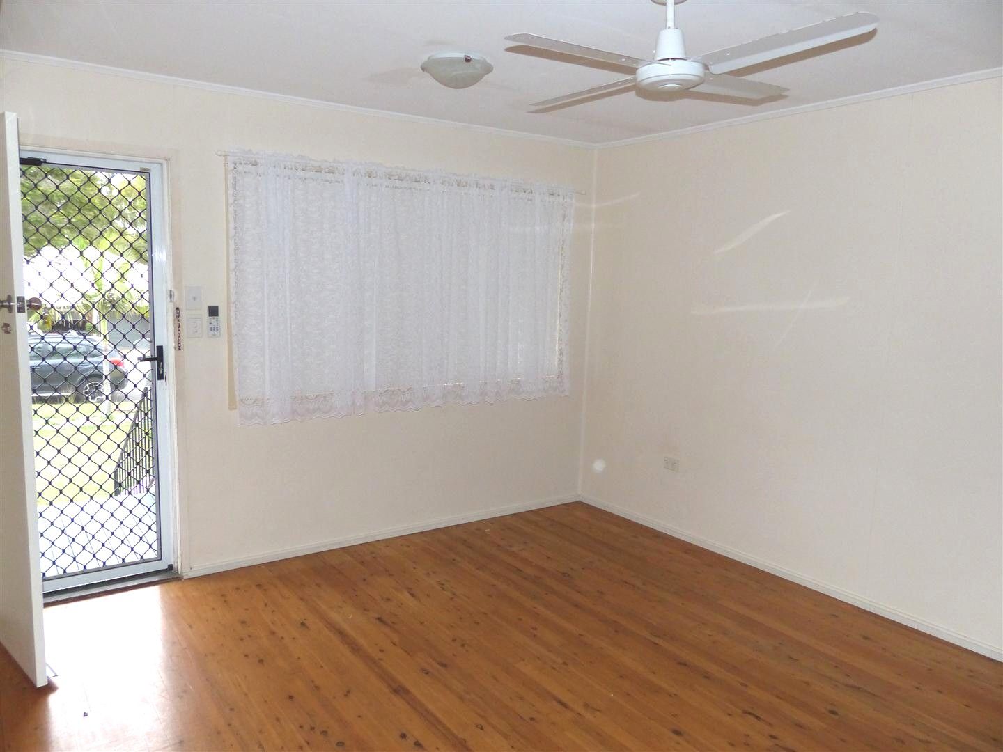 42 Park Street, West Gladstone, QLD 4680
