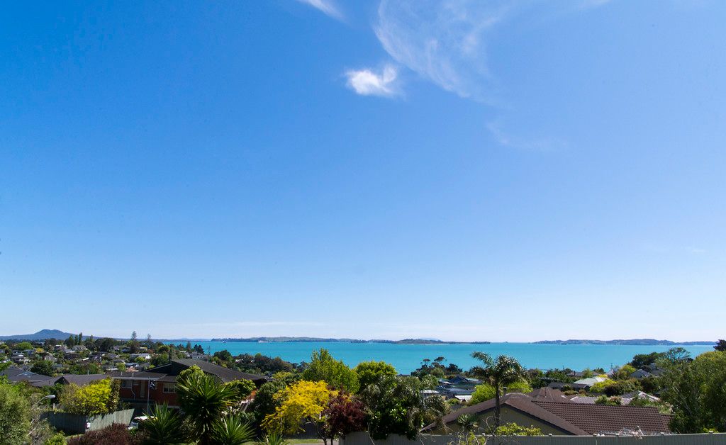6 Paisley Street, Mellons Bay, Manukau City