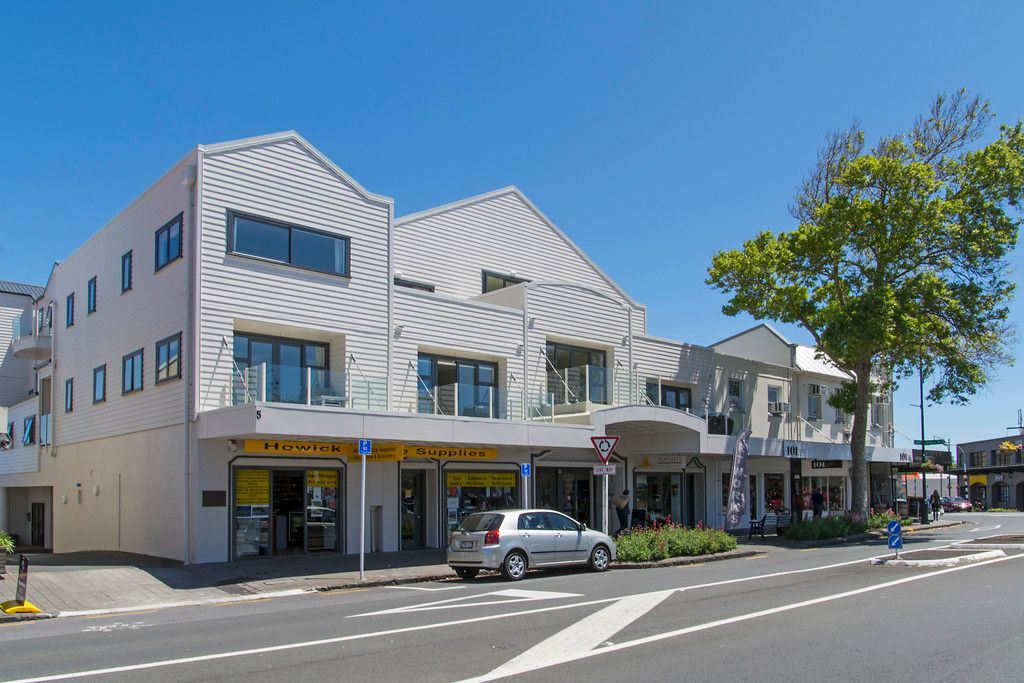 1/5 Cook Street, Howick, Manukau City