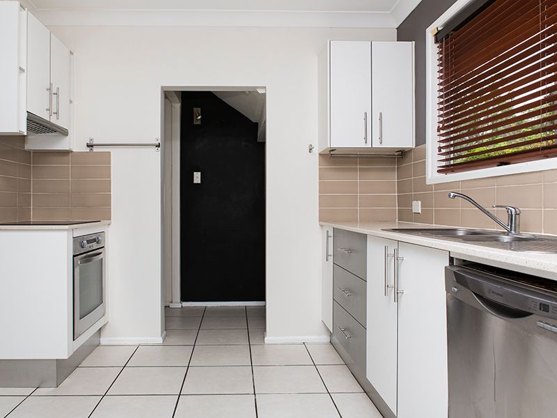 52 Oberon Street, MORNINGSIDE, QLD 4170