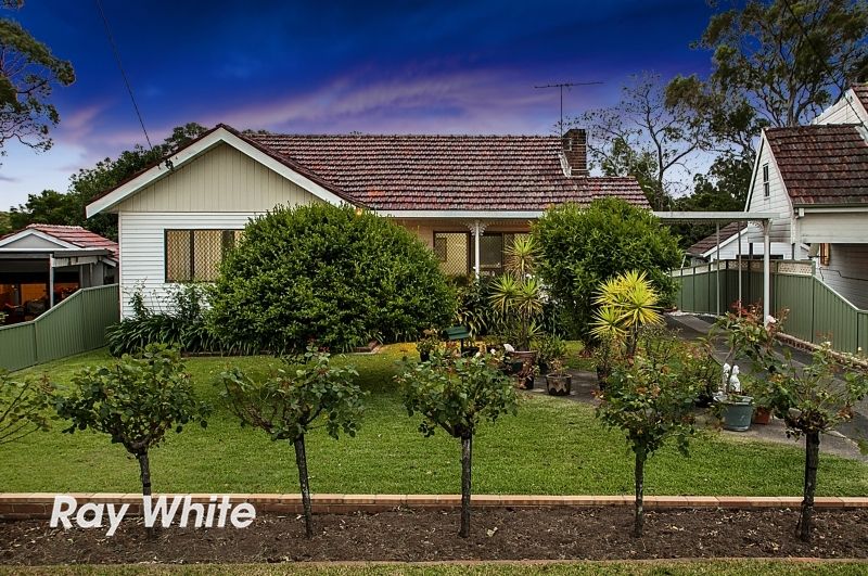 11 Moir Avenue, Northmead, NSW 2152