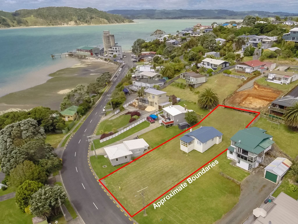 57 Wallis Street, Raglan, Waikato District