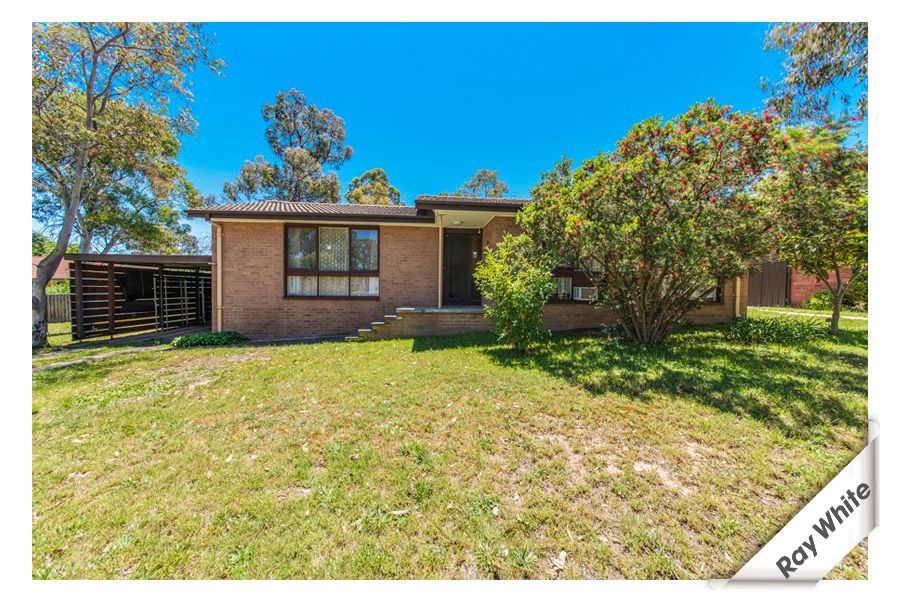 17 Jenner Court, Wanniassa ACT 2903