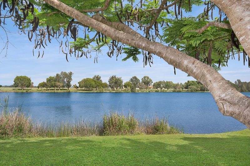 1 Osprey Drive, Yamba NSW 2464