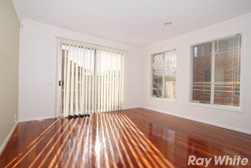 2/1399 High Street Road, Wantirna South, VIC 3152