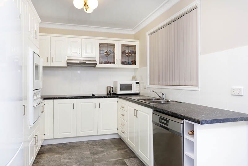 2/5 Koona Street, Albion Park Rail, NSW 2527
