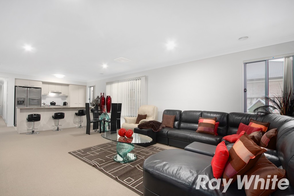 14 Bremer Street, Clyde North, VIC 3978