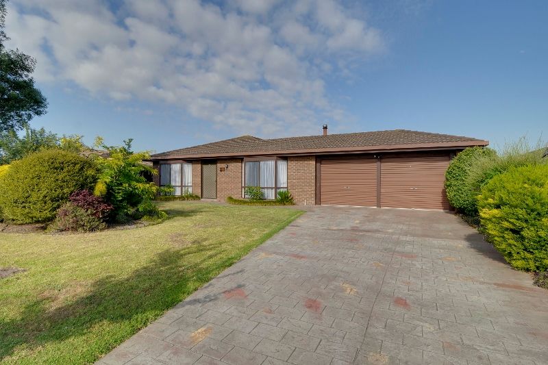 6 Greenfield Drive, Traralgon VIC 3844