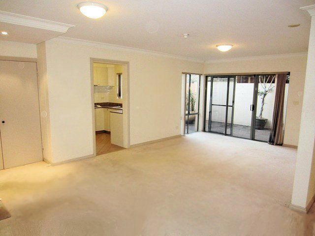 2A/8 Spring Street, Bondi Junction, NSW 2022