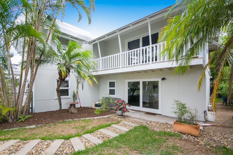 11 Kennedy Street, Biggera Waters, QLD 4216