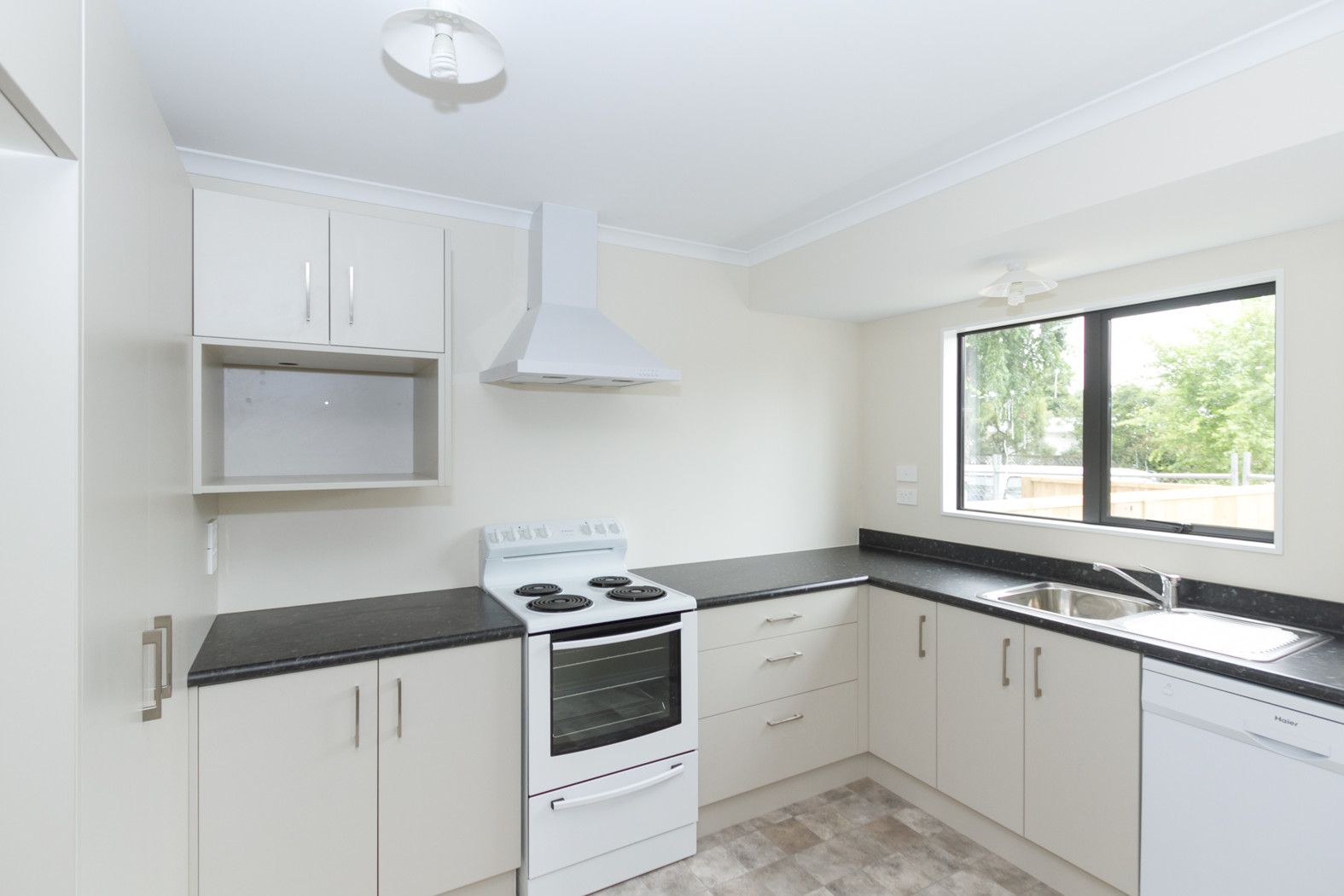 2/1 Bleakley Avenue, Hillcrest, Hamilton City