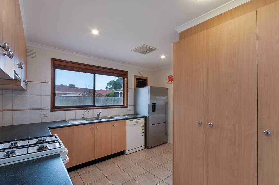 10 Trollaby Close, Gladstone Park, VIC 3043