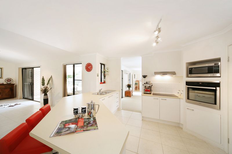 18 Summer Ridge Place, BUDERIM, QLD 4556