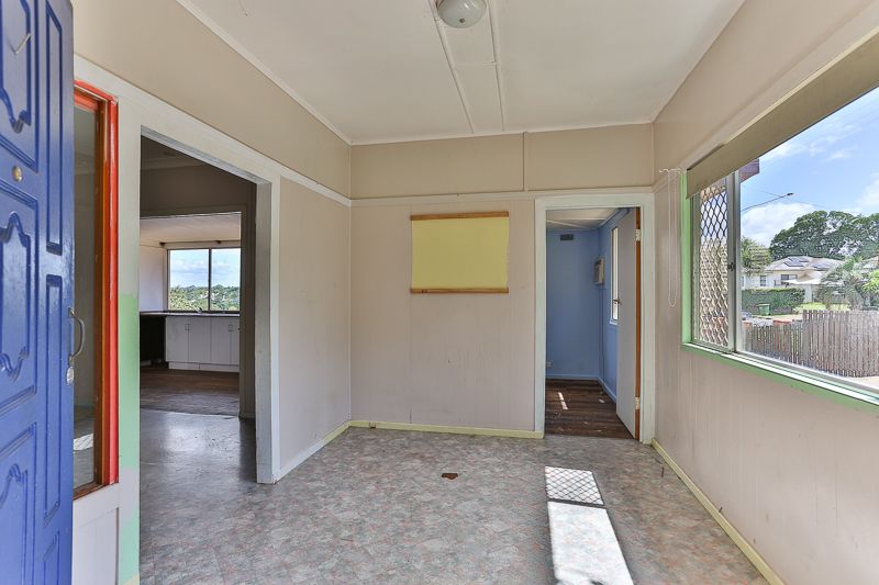 14 Donegal Street, Rockville, QLD 4350