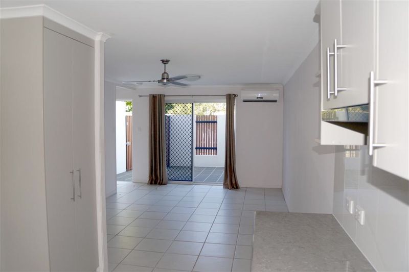 1-4/63 Barney Street, Barney Point, QLD 4680