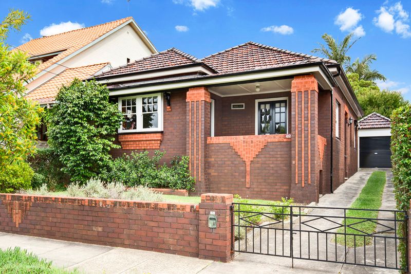 62 Henley Marine Drive, Rodd Point NSW 2046