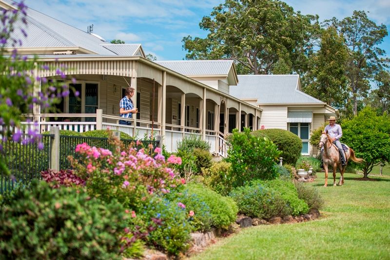 7 Stralock Street, Chapel Hill QLD 4069