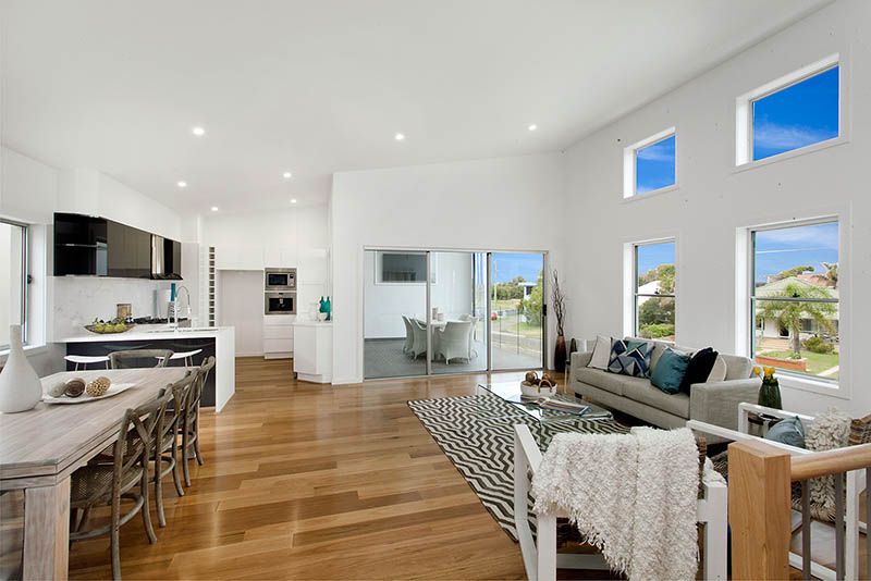 2A Pur Pur Avenue, Lake Illawarra, NSW 2528