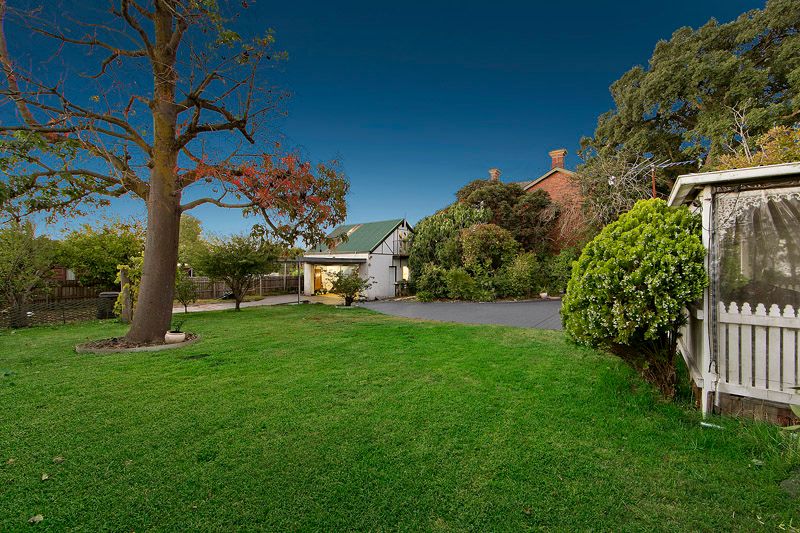 15 Poath Road, Murrumbeena, VIC 3163