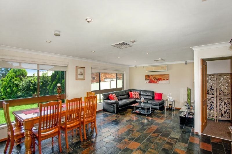 3 Teak Close, Bossley Park, NSW 2176