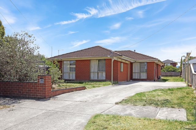 12 Rathcown Road, Reservoir VIC 3073