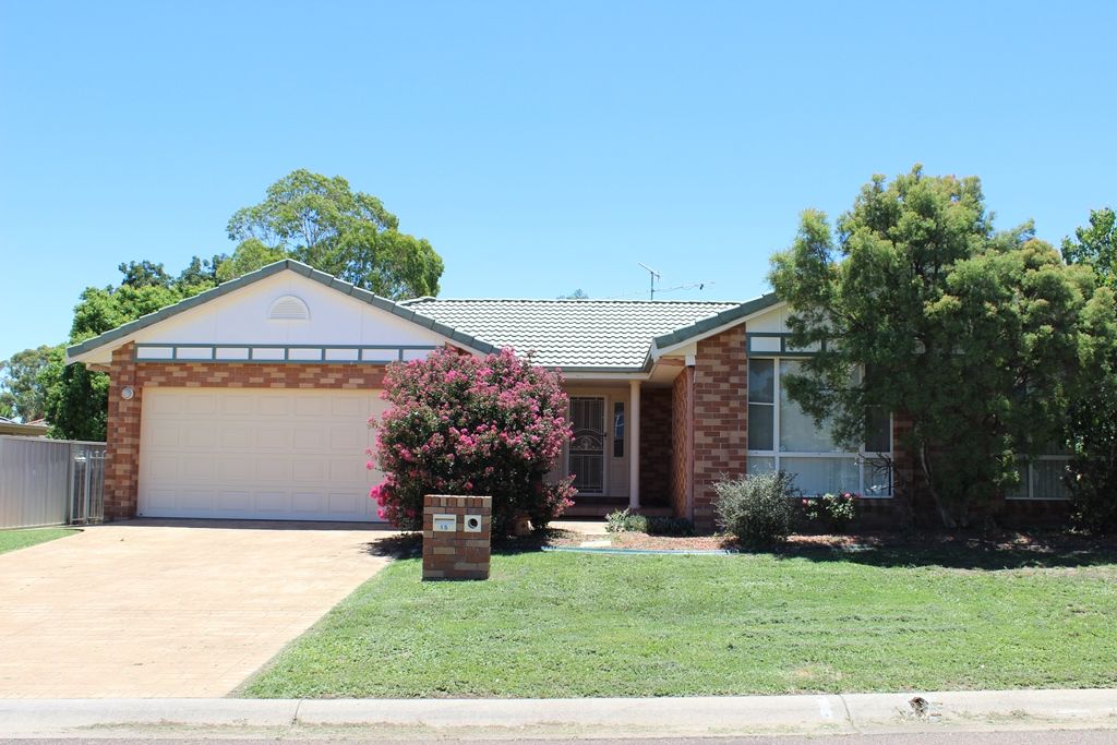 15 Wahroonga Drive, Tamworth NSW 2340