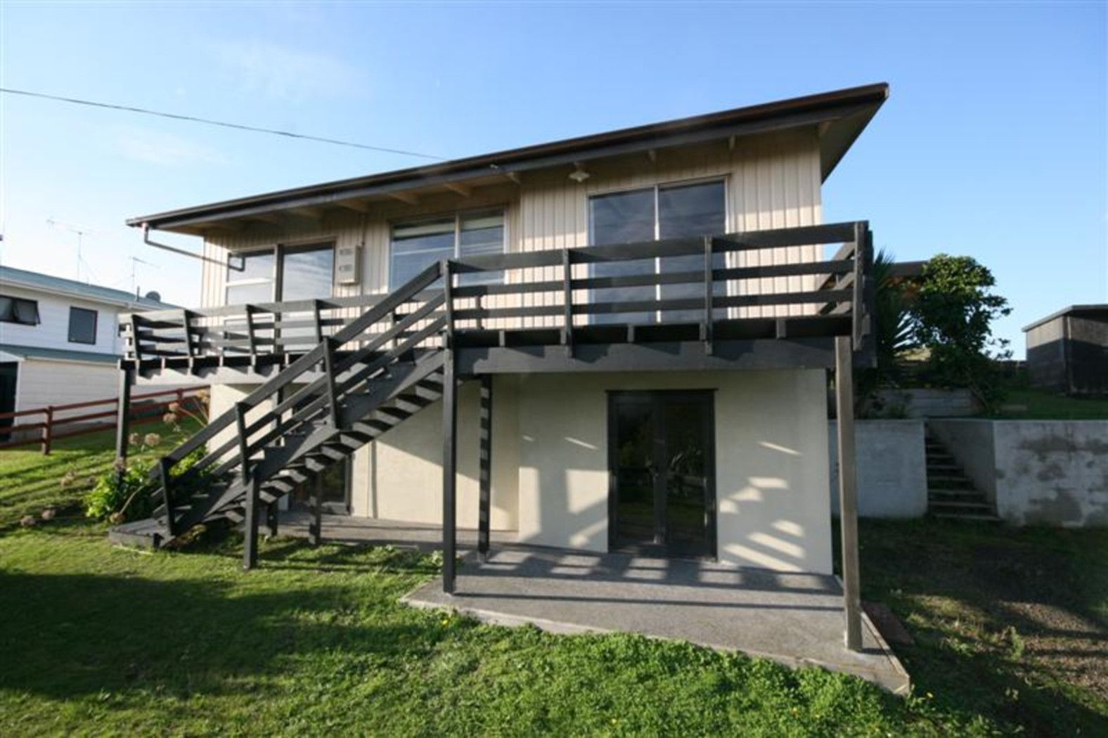 2 Manukau Road, Raglan, Waikato District