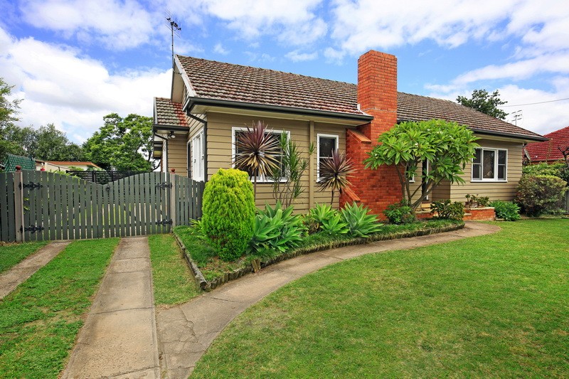 30 Cambewarra Road, Bomaderry, NSW 2541