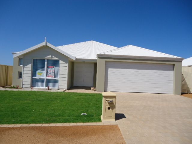 90 Barrett Drive, Wandina, WA 6530