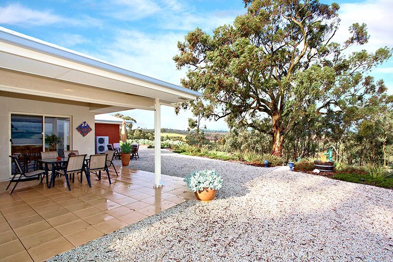 15 Woods Court, Clare, SA 5453