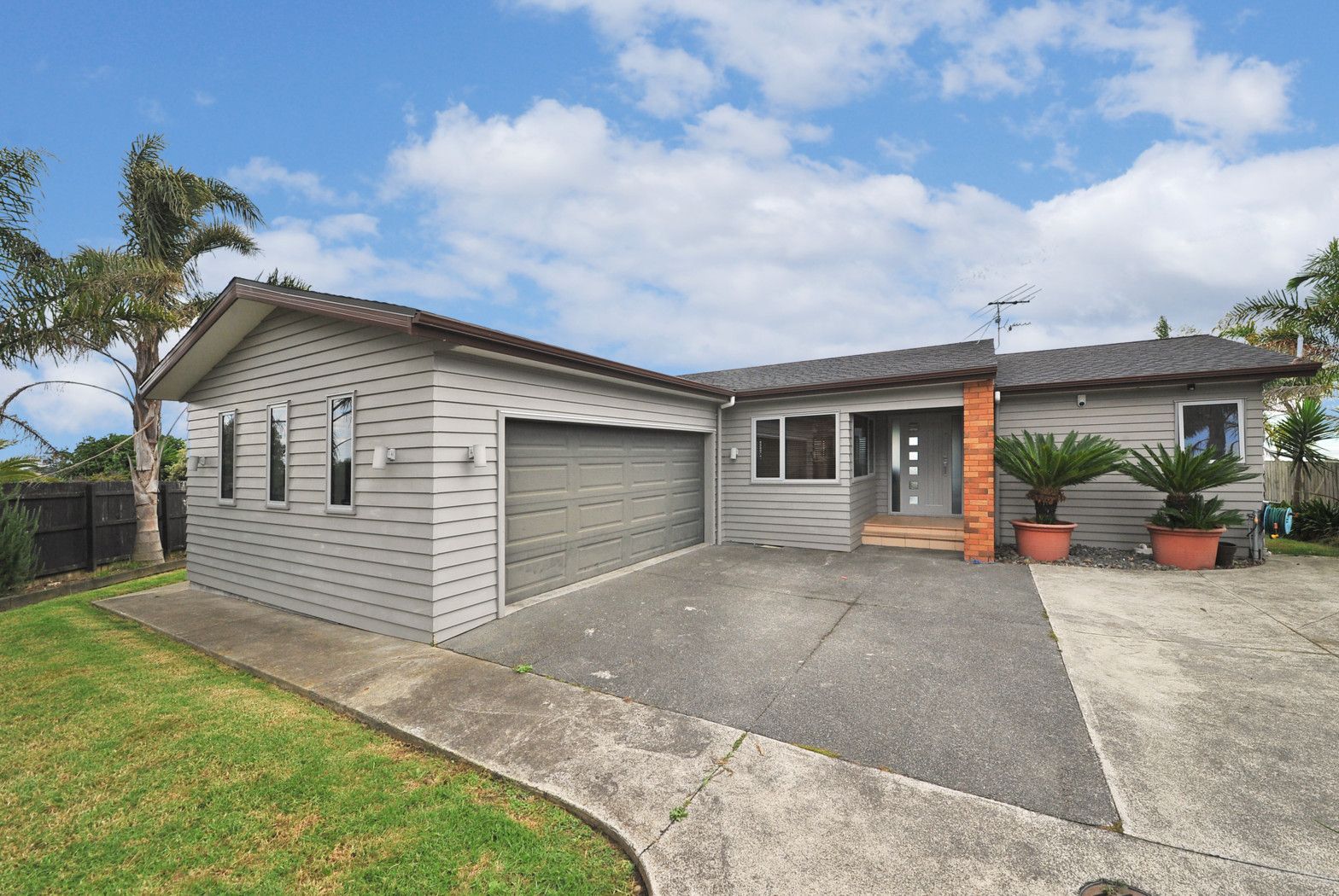 24 Bill Phillip Place, Clendon Park, Manukau City